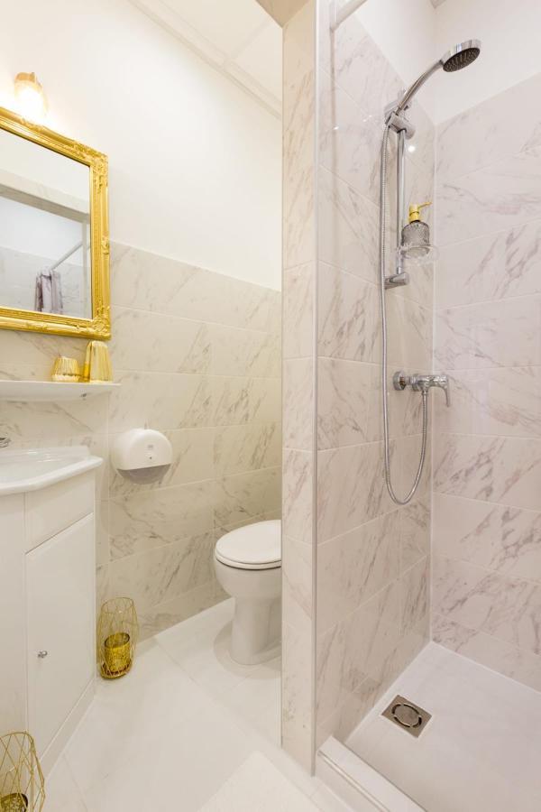 Unique & Lovely Place With Ac Budapest Exterior photo